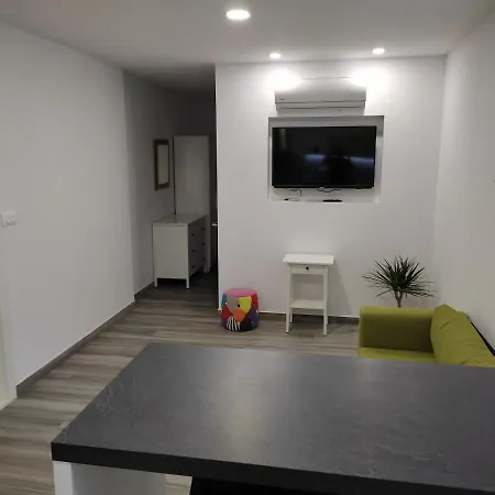 公寓 Studio Apartman V